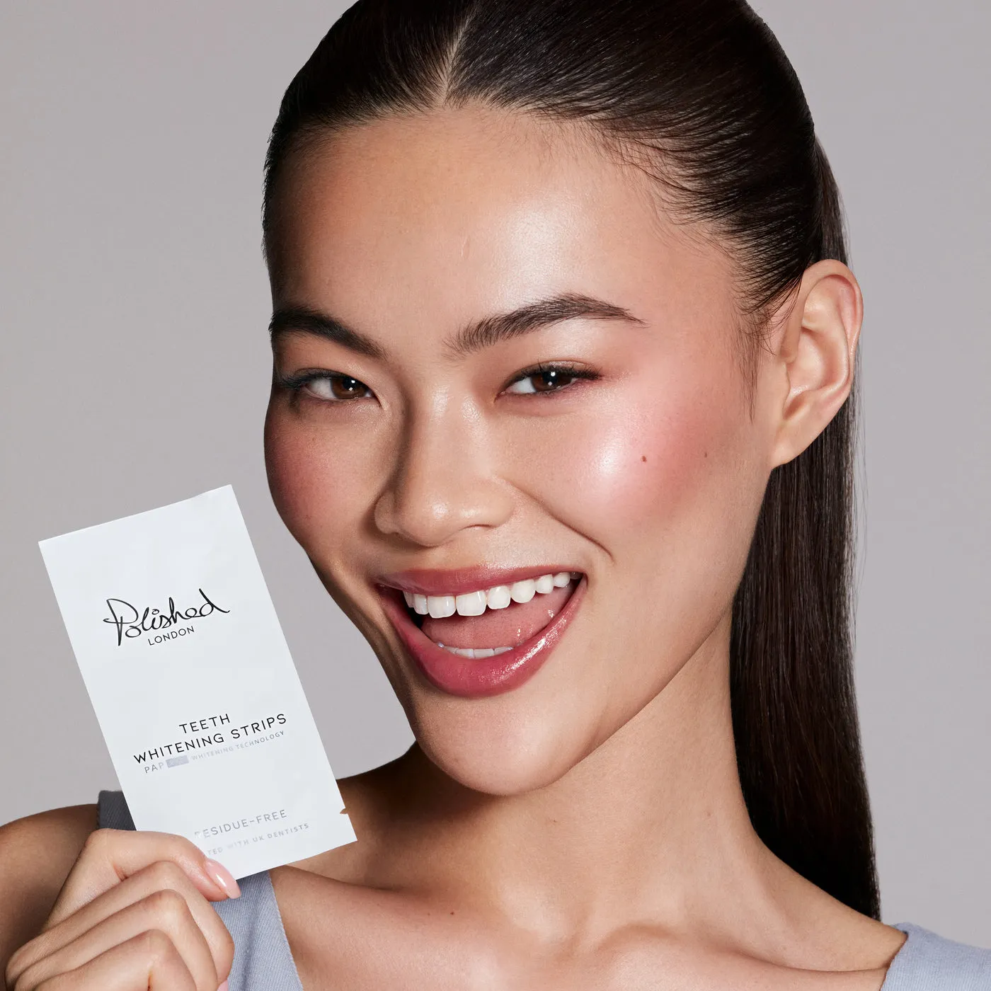 31934 smiling after teeth whitening