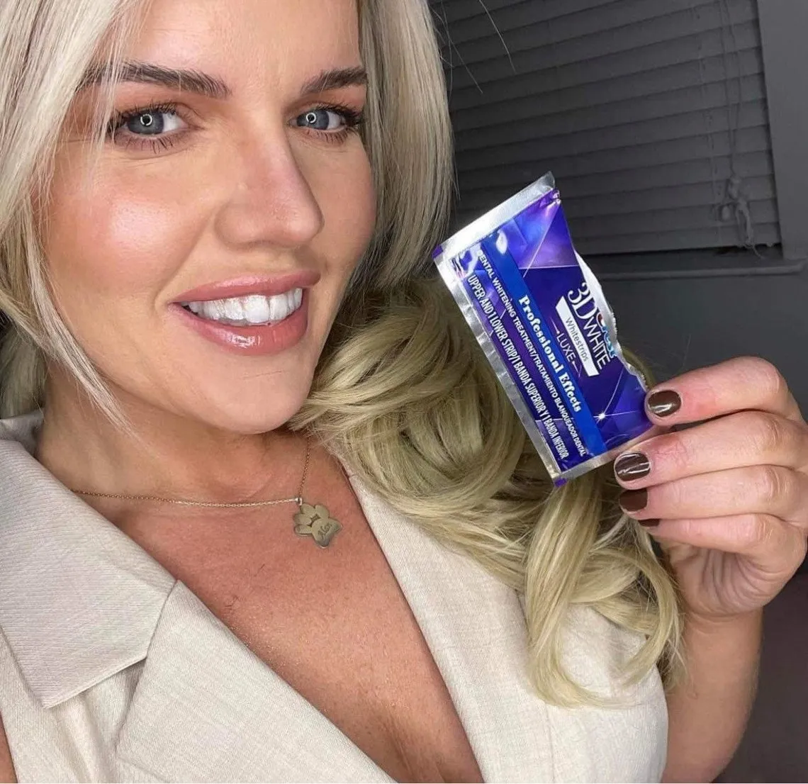 31984 before after teeth whitening