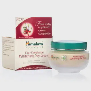 /img/32074-himalaya-day-cream-comparison.webp