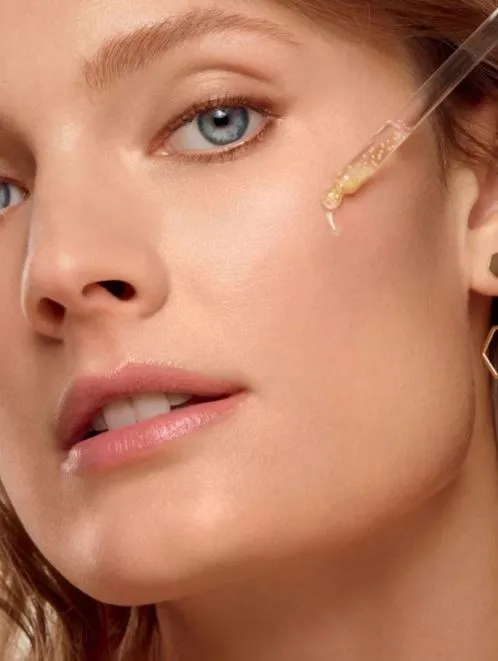 32115 magic skin whitening serum face 4